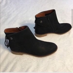 Lucky Brand Gwenore Booties